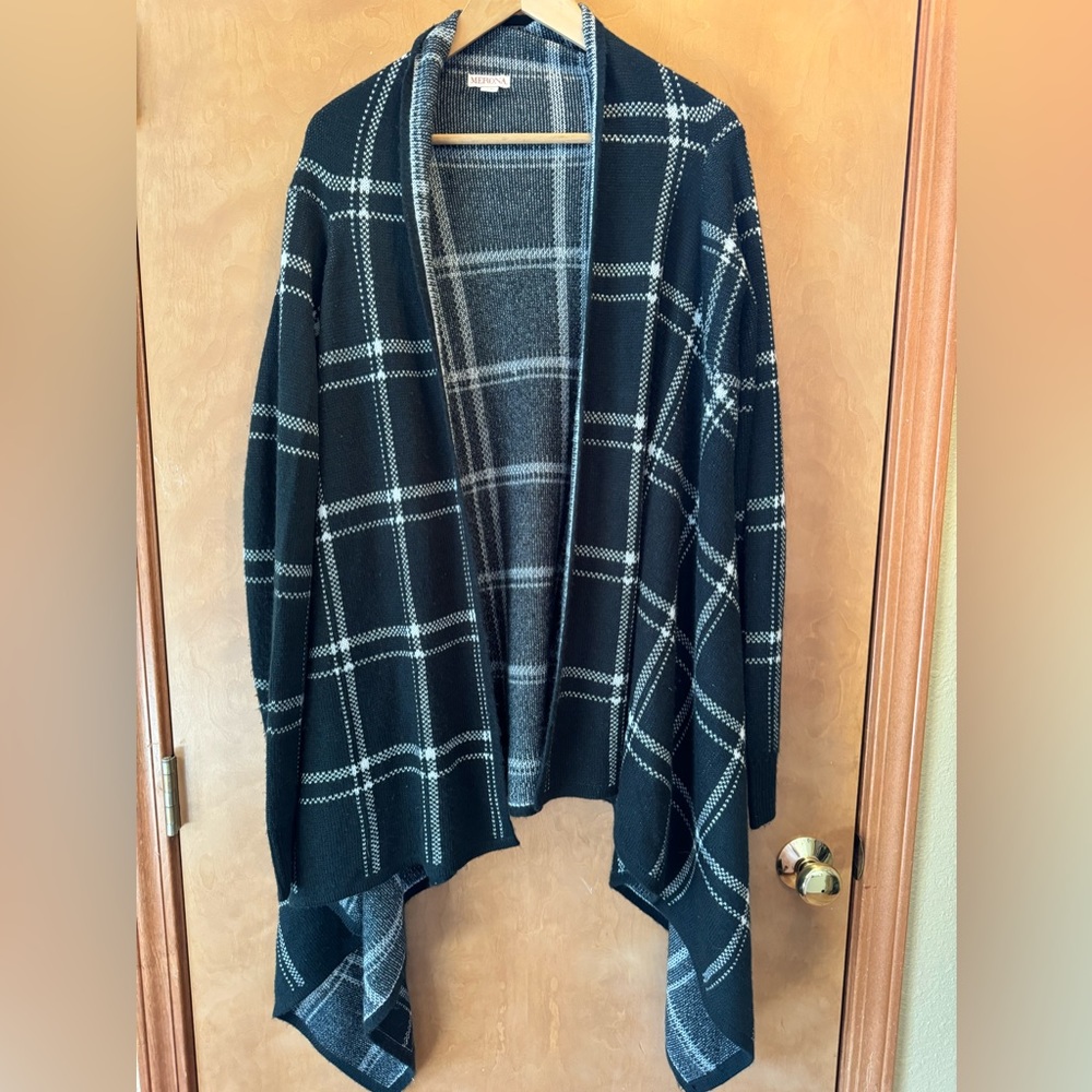 Merona shawl/cape sweater with sleeves size XXL